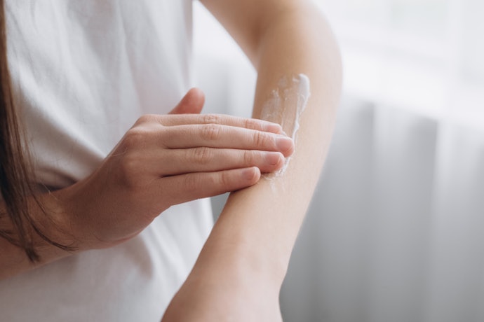 Best for Mild Eczema: Restore Moisture With Barrier-Repair Ingredients Like Petrolatum, Colloidal Oatmeal, and Ceramides