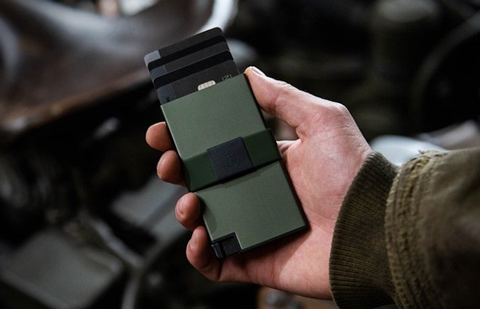 Metal or Synthetic Wallets for Lightweight, Weather-Resistant Durability