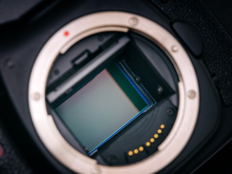 Large-Sensor Cameras (1-Inch or APS-C) for Better Low-Light and Night Photography