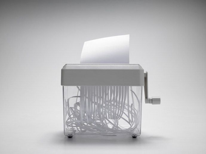 Manual Shredders: For Occasional, Light-Duty Shredding at Home