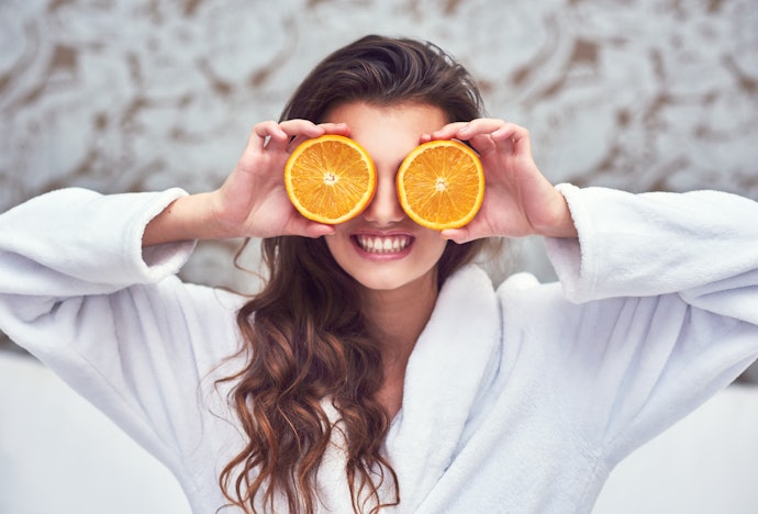 Vitamin C and Niacinamide Reduce Hyperpigmentation