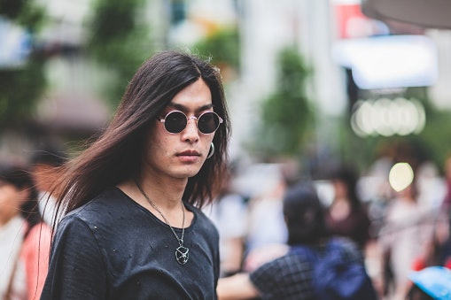 Round or Curved Frames for Angular or Square Faces