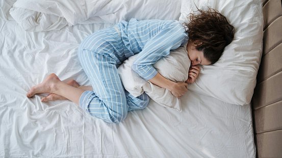 Adjustable-Fill Orthopedic Pillow for Combination Sleepers