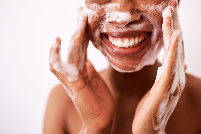 Oily Skin Calls for a Foaming Cleanser With Pore-Purifying Agents