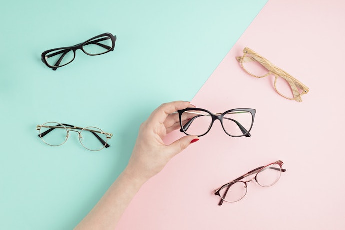 Pick Frame Shapes That Enhance Your Facial Features