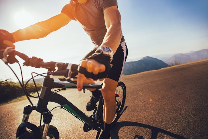 Choose Ergonomic Handles and Padded Saddles for All-Day Comfort