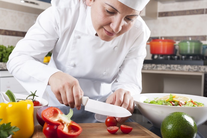 Try Ceramic Knife for a Lightweight yet Sturdy Knife