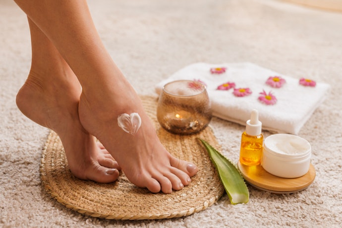 Best Natural or Sensitive‑Skin Option: Gentle Protection With Arrowroot, Aloe Vera, or Neem Oil