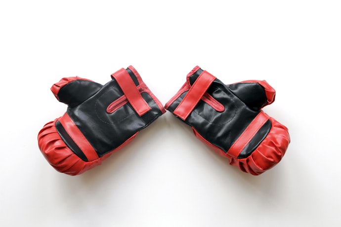 Vinyl and Polyurethane Gloves Are Unexpensive and Good for Beginners