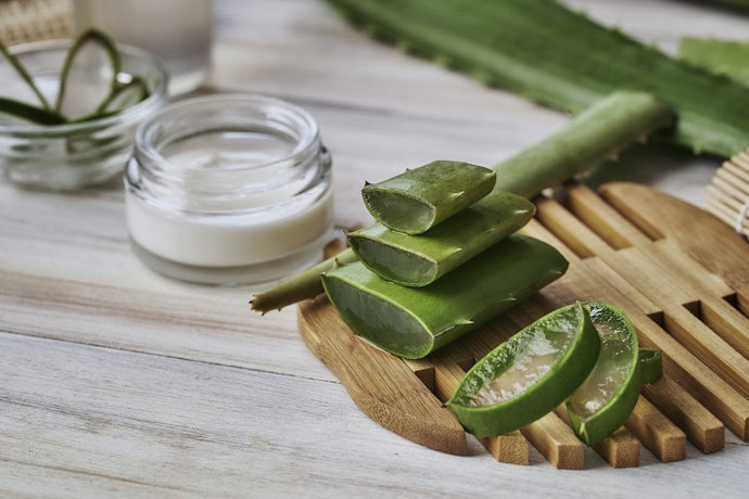For Itching and Burning Relief, Check for Moisturizers Like Glycerin and Antiseptics Like Aloe Vera
