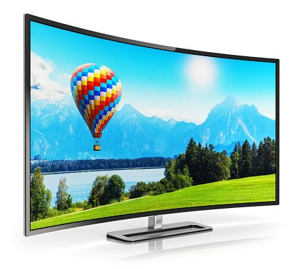 Curved Monitors Offer an Immersive User Experience