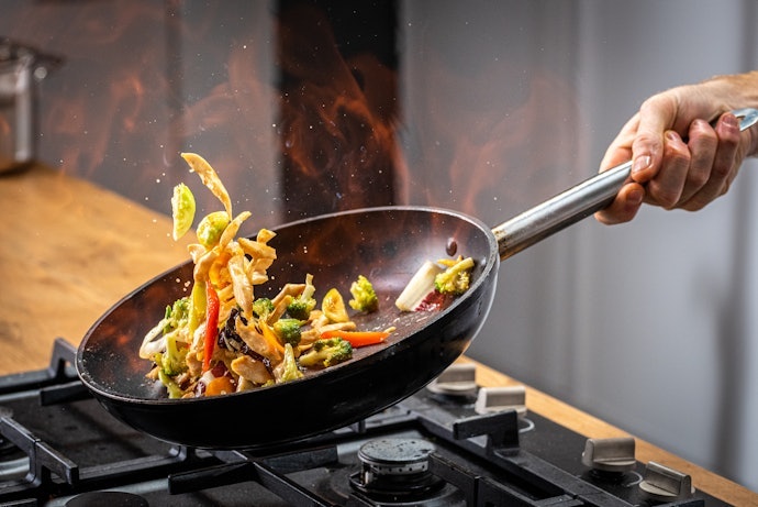 Carbon Steel: For Faster Heating Without Extra Weight