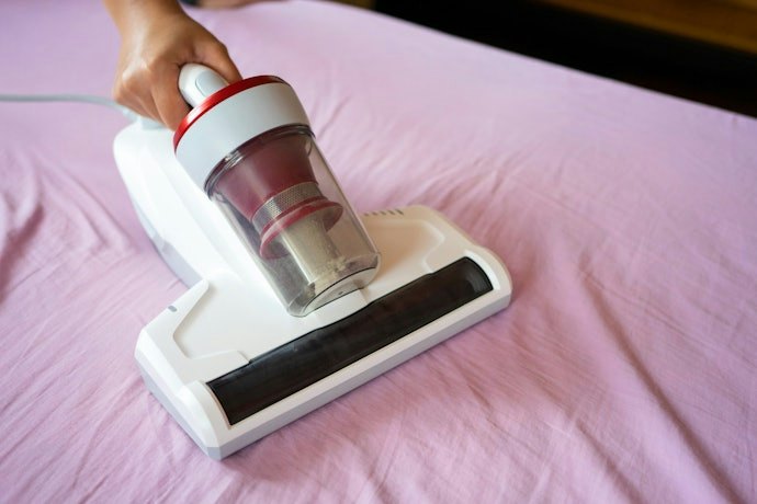 UV-C Lamps Help Reduce Bacteria and Dust Mites