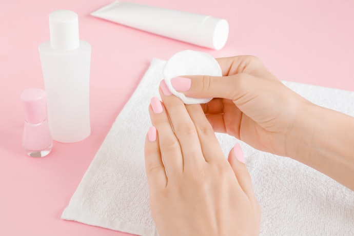 Non-Acetone: Gentler Option for Regular Polish That's Ideal for Brittle Nails