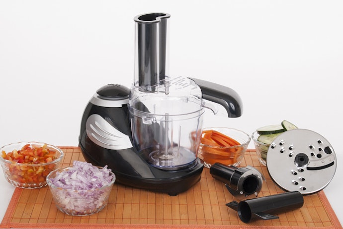 Look for Models With Interchangeable Blades for Versatile Prep
