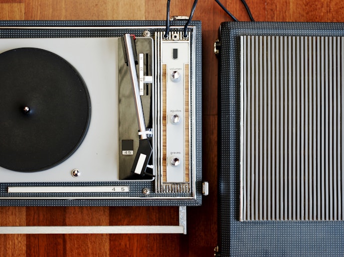 Choose the Type of Phono Equalizer Depending on Your Budget