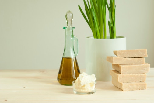 Shea Butter and Glycerin Help Keep Dry Skin Moisturized