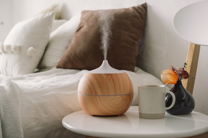 Nebulizing Diffusers Distribute Scent Through Pressurized Air