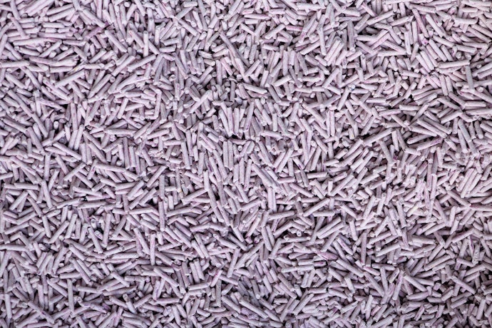 Clumping Cat Litter: Easier Daily Scooping and Cleaner Maintenance