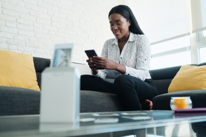 For Convenience: Opt for Voice Command or NFC Pairing