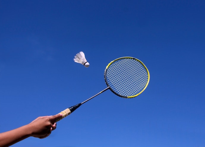 Choose a Midweight Racket (3U or 2U) for Balanced Power and Control