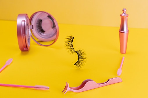 Go for a Magnetic Eyeliner for Easy and Fuss-Free Application