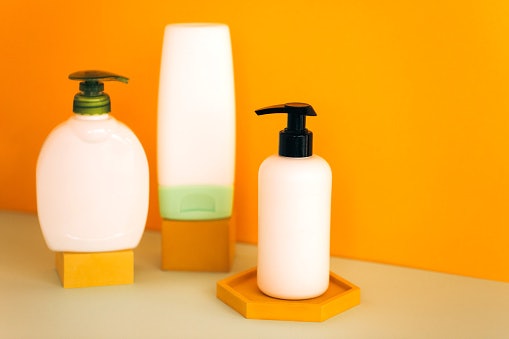 Moisturize Dry Skin With a Body Wash