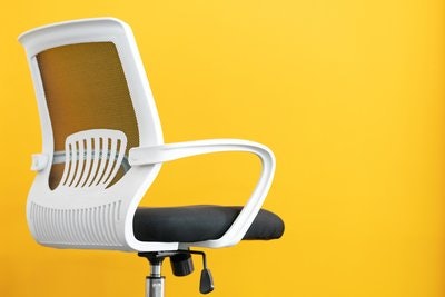 Get Ergonomic Chairs for Support Through Long Hours of Sitting