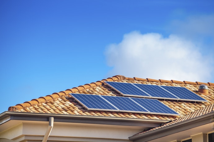 Monocrystalline Panels: Top Efficiency and Durability for Homeowners Seeking Long-Term Savings