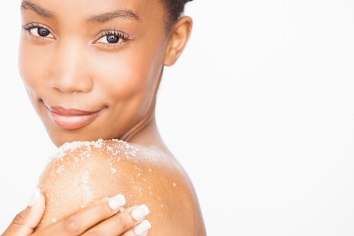 For Oily and Acne-Prone Skin, Go for Deep-Cleaning Whitening Body Scrubs