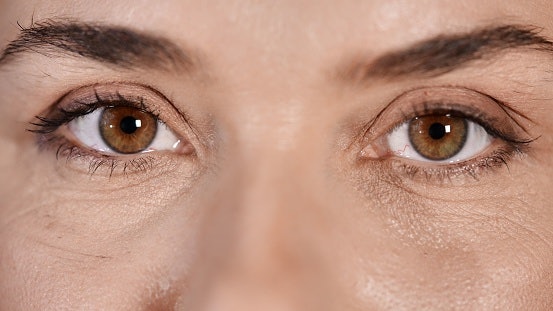Supportive Nutrients Like Vitamin C, E, and Omega-3s for Overall Eye Protection