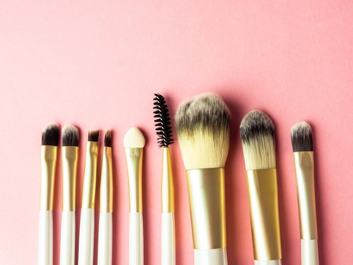 For Creams and Liquids, Opt for Synthetic Brushes