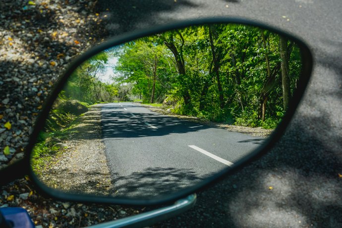 For Maximum Visibility: Choose Wide-Angle or Oval Mirrors