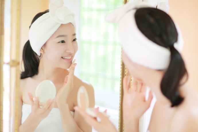 Dry Skin: Look for a Powder With Hydrating Ingredients