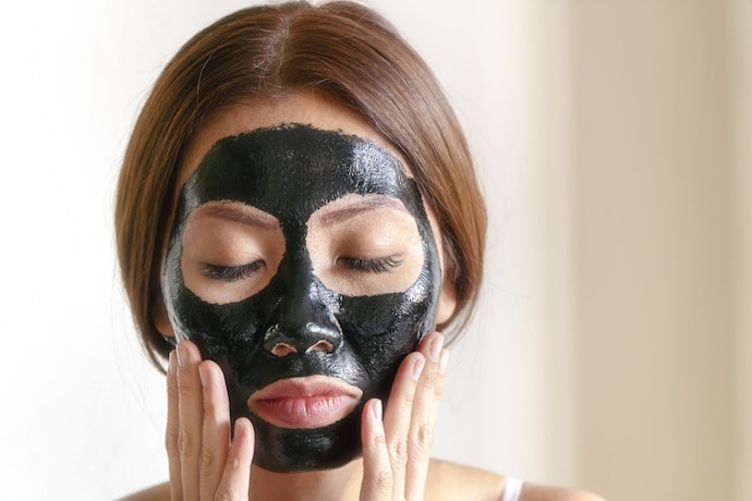 For Dry or Sensitive Skin: Opt for Mild Formulas With Calming Ingredients