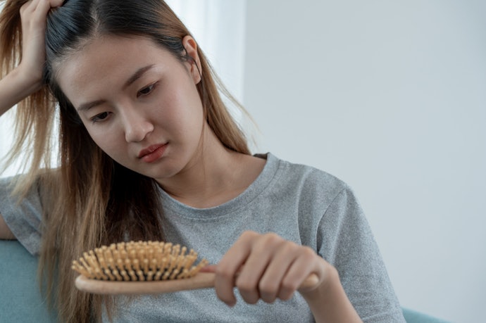 For Tiredness or Hair Thinning: Choose Vitamins With Iron, Zinc, or Biotin