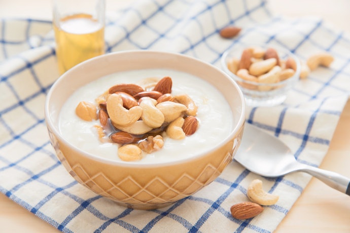 Plain or Traditional Style for An All-Around Yogurt