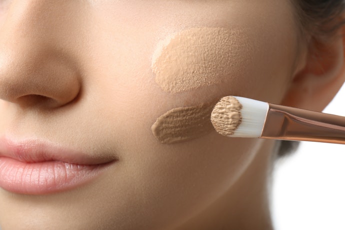 Match Your Concealer to Your Skin Tone to Cover Blemishes