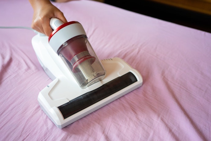 UV-C Lamps Help Reduce Bacteria and Dust Mites