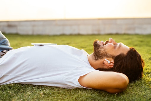 A Noise-Cancelling Feature Gives You a Better Listening Experience