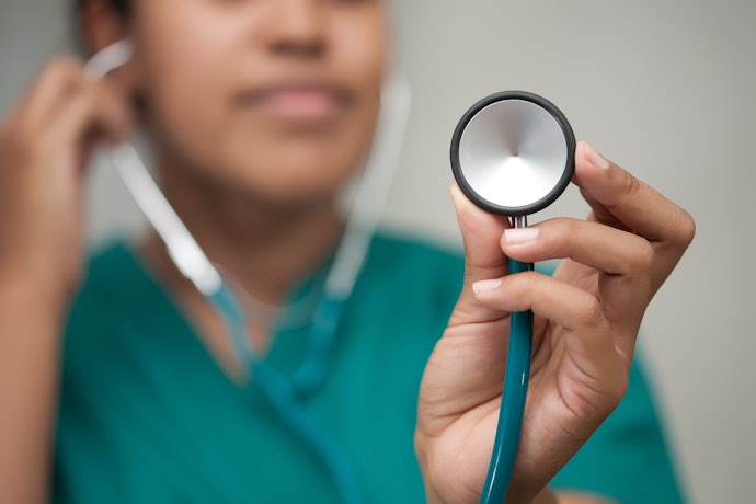 For Medical Students or General Practitioners: Opt for an Acoustic Stethoscope