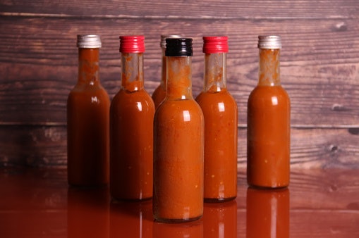 Americans Have Spicy and Acidic Hot Sauces