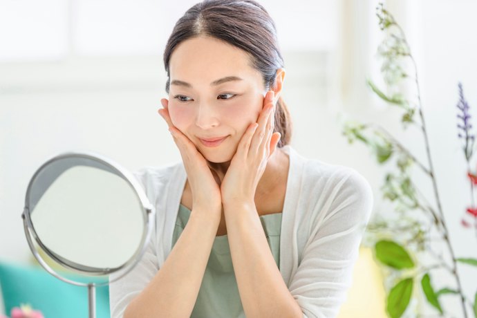 Calm Inflammation With Cica and Tea Tree Oil