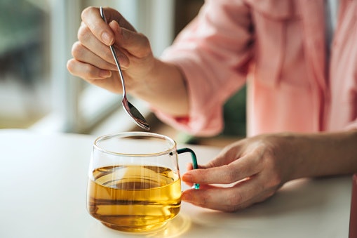 Boost Metabolism and Burn Fat With Slimming Teas and L-Carnitine