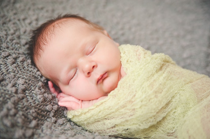 Muslin, Stretch Cotton, or Bamboo: Select the Best Fabric for Your Newborn
