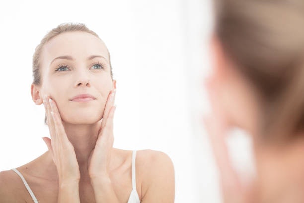 Ingredients Like Green Tea and Centella Asiatica Help Calm Down Acne