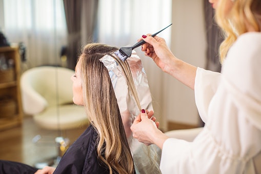Opt for Salon-Grade Dyes for Long-Lasting, Professional Results