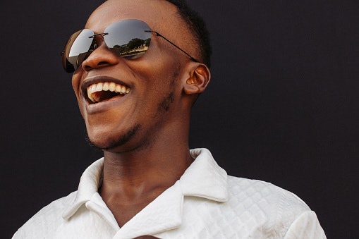 Aviators and Wayfarers for A Universal Fit for Most Face Shapes