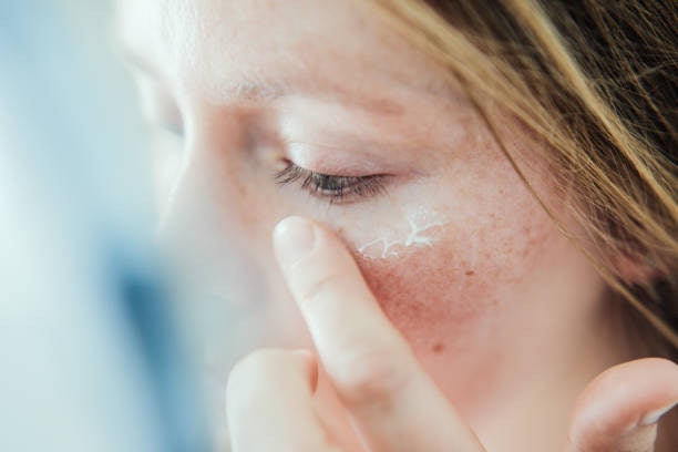 Clarifying and Acne-Fighting Serums Soothe Redness and Irritation
