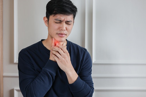 For a Persistent, Dry Cough: Go for Anti-Inflammatory Medicines